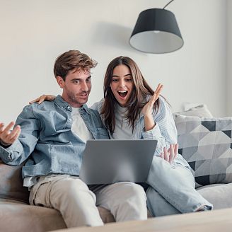 Reserva directamente a nuestra web oficial